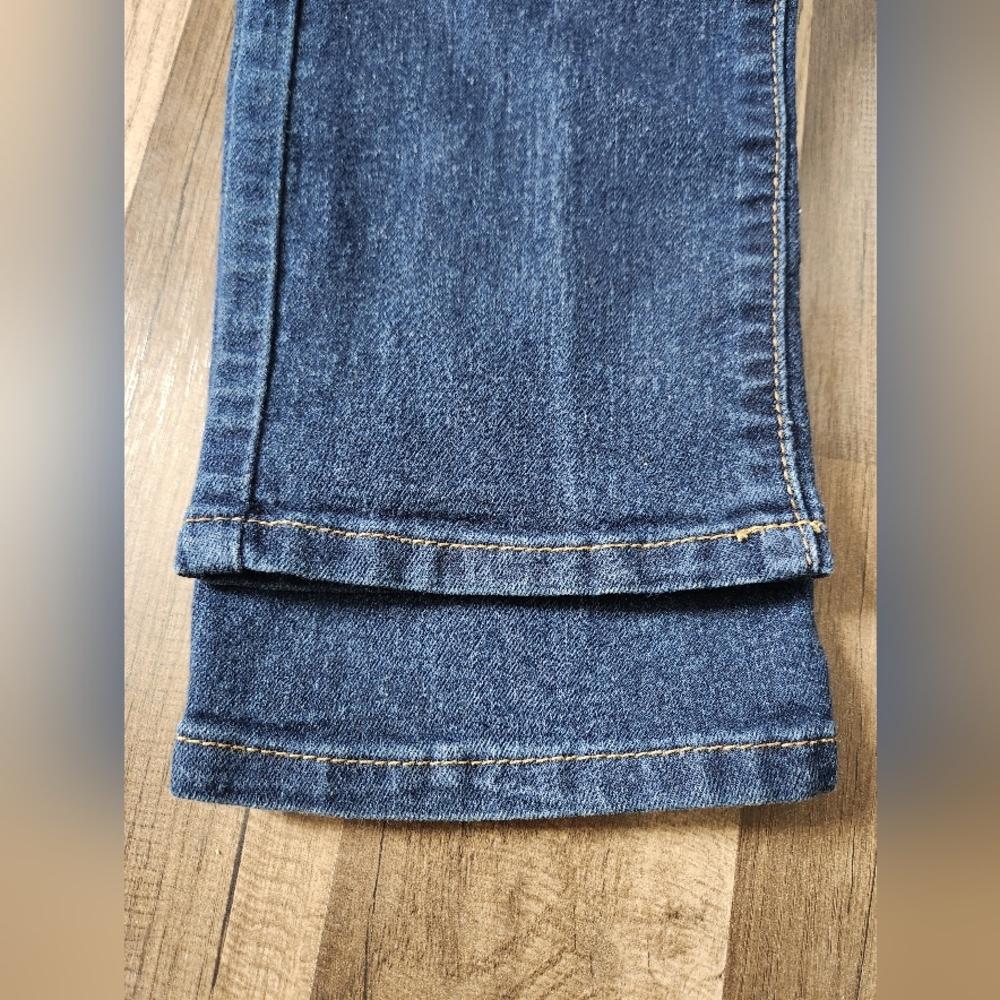 Gogo jeans brand size 13 jeans with rhinestones on the front pockets/button - Picture 12 of 12